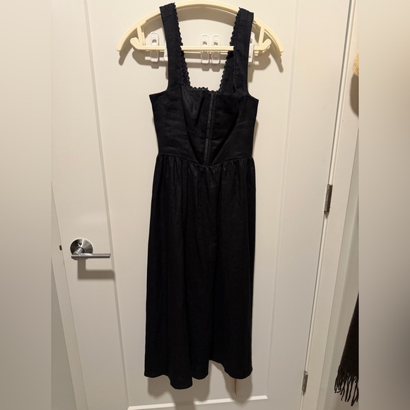 NWT Reformation Tagliatelle Linen Dress in Black - Picture 6 of 13